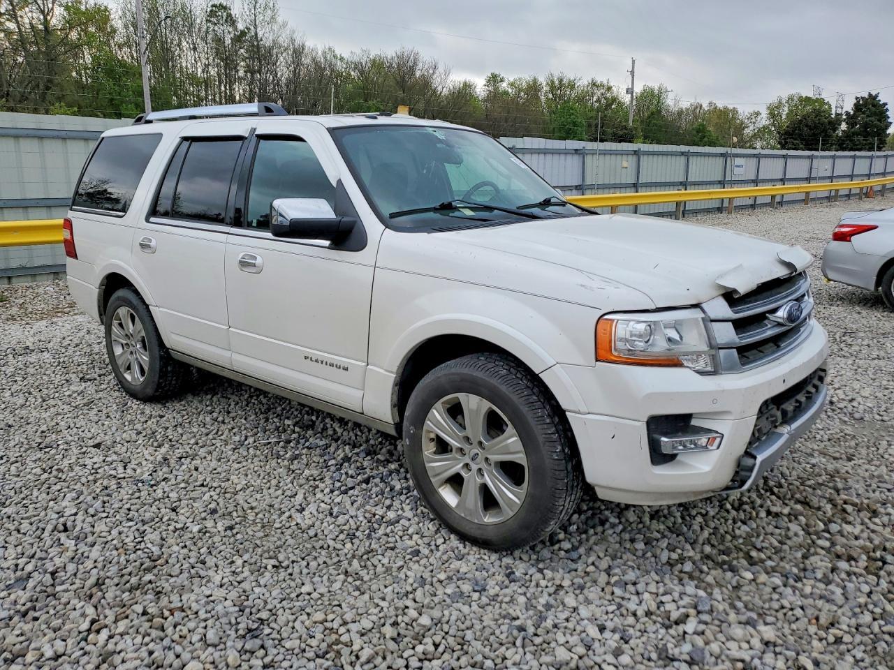 2015 Ford Expedition Platinum - Image 4