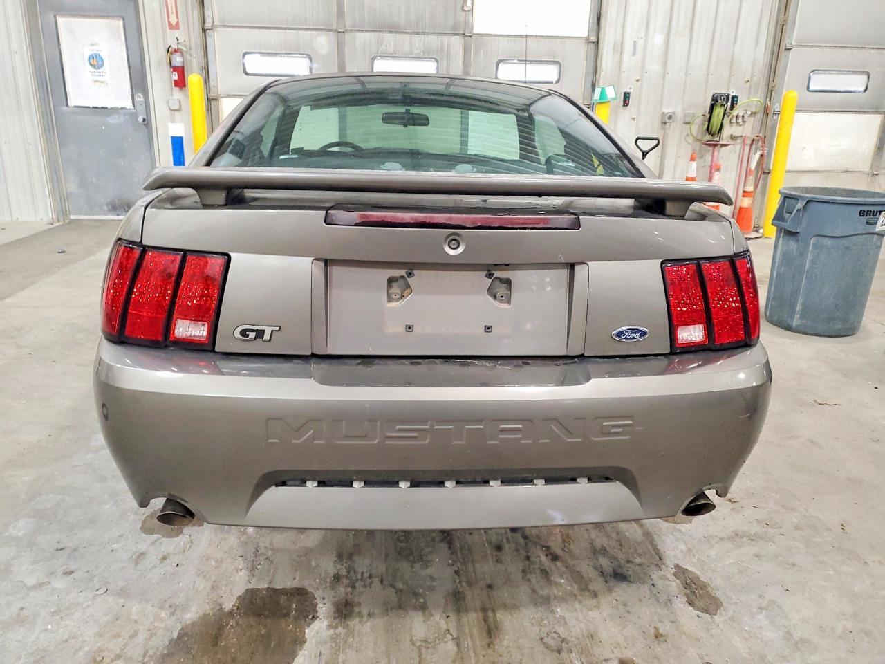 2002 Ford Mustang Gt - Фото 6