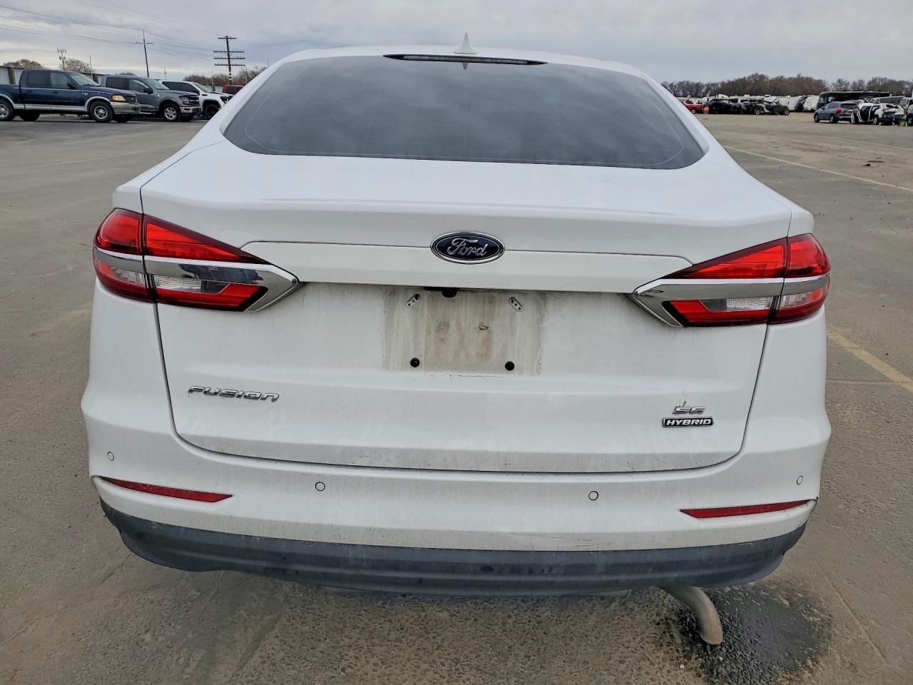 2020 Ford Fusion - Image 6