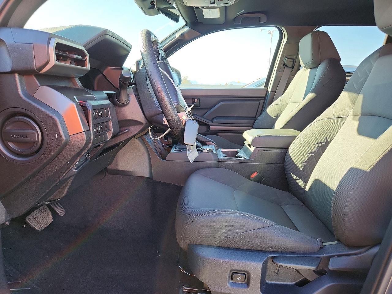 2025 Toyota Tacoma Sr5 - Image 7