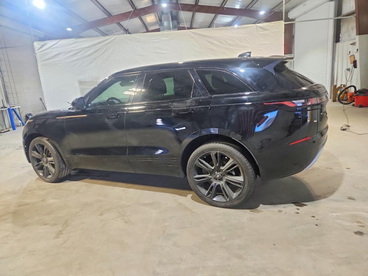 2020 Land Rover Range Rover Velar R-Dynamic S - Фото 2