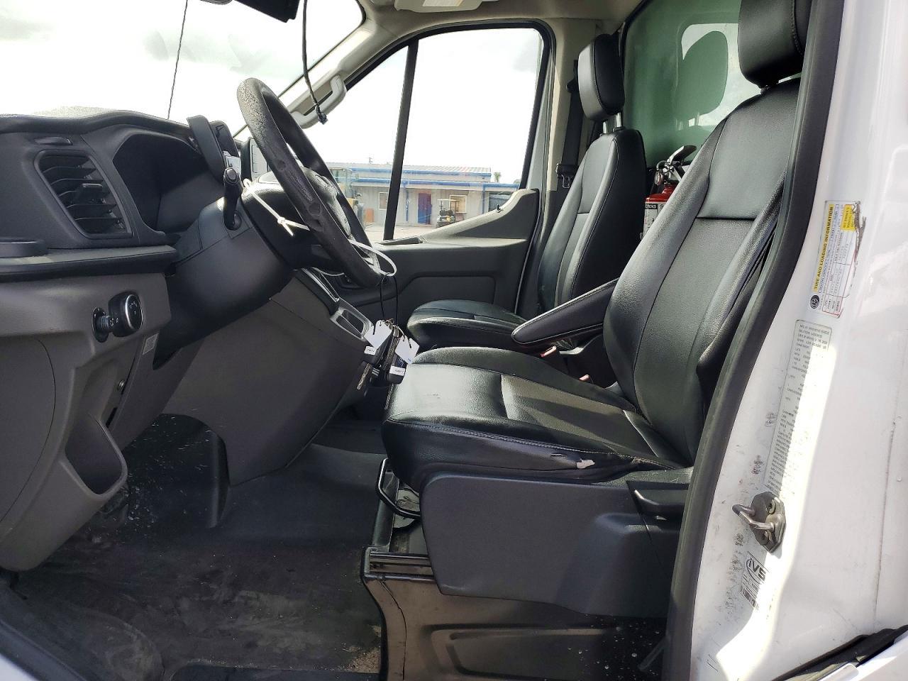 2020 Ford Transit Delivery Truck - Фото 7