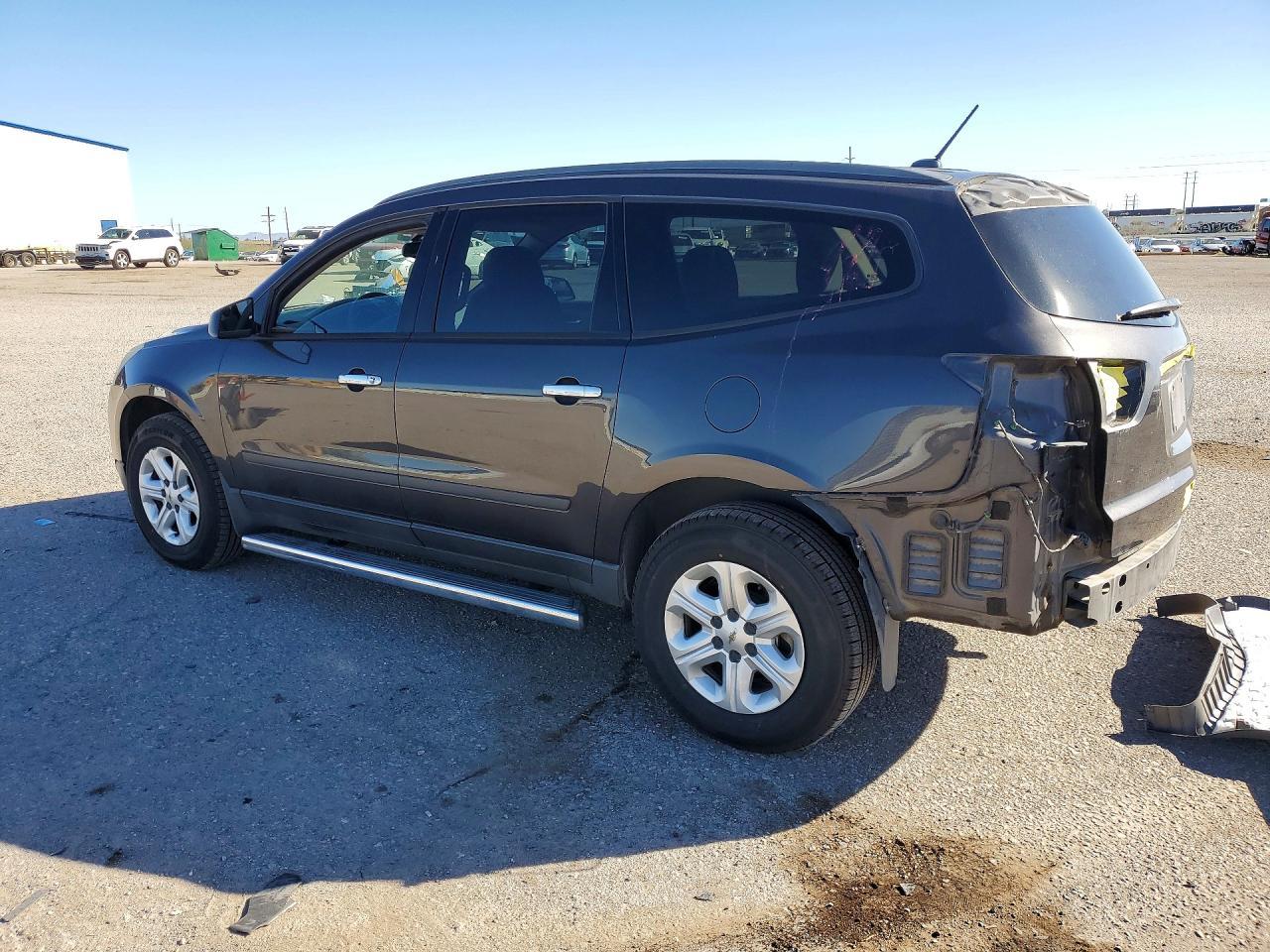 2014 Chevrolet Traverse Ls - Image 2