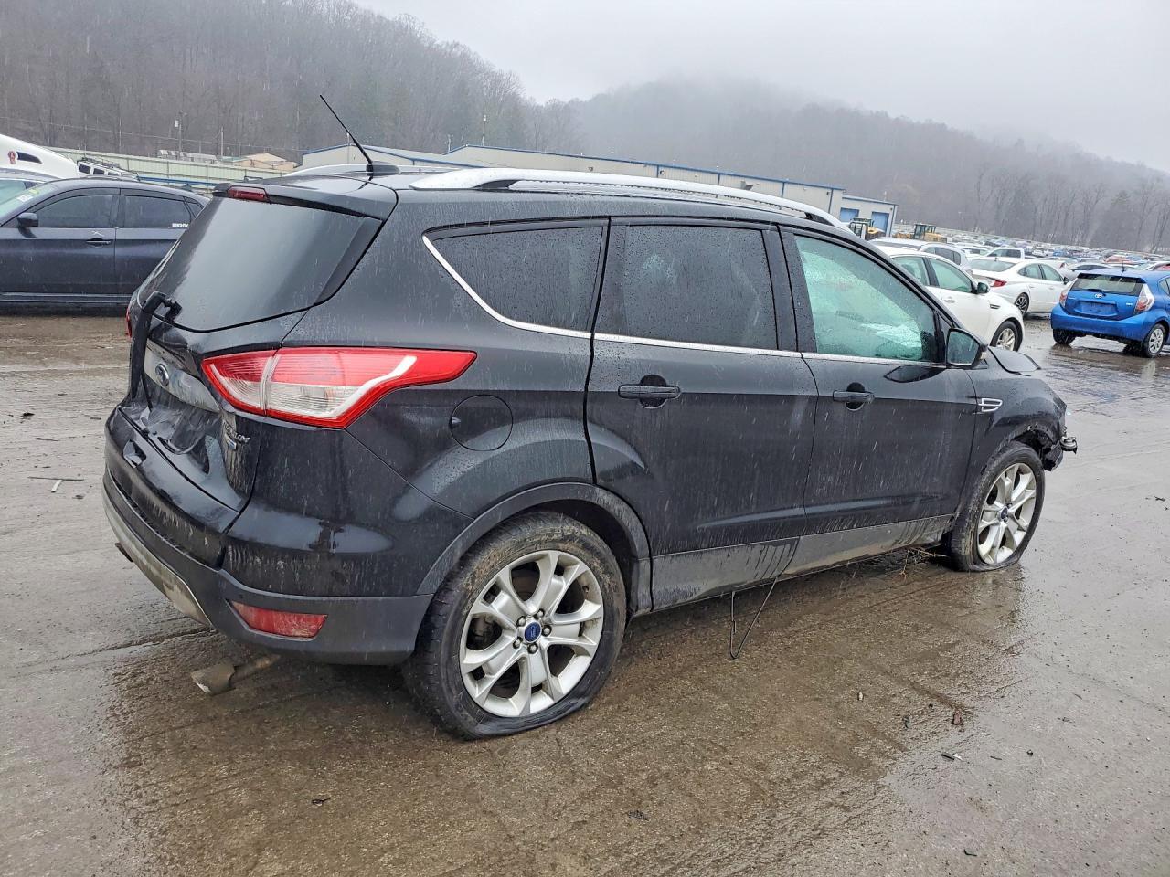 2014 Ford Escape Titanium - Image 3