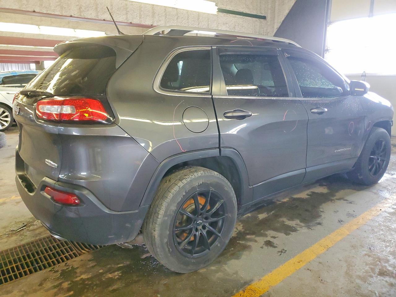 2014 Jeep Cherokee Latitude - Фото 3