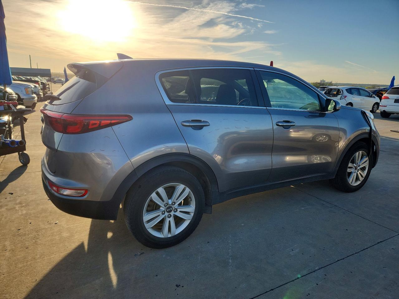 2017 Kia Sportage Lx - Image 3