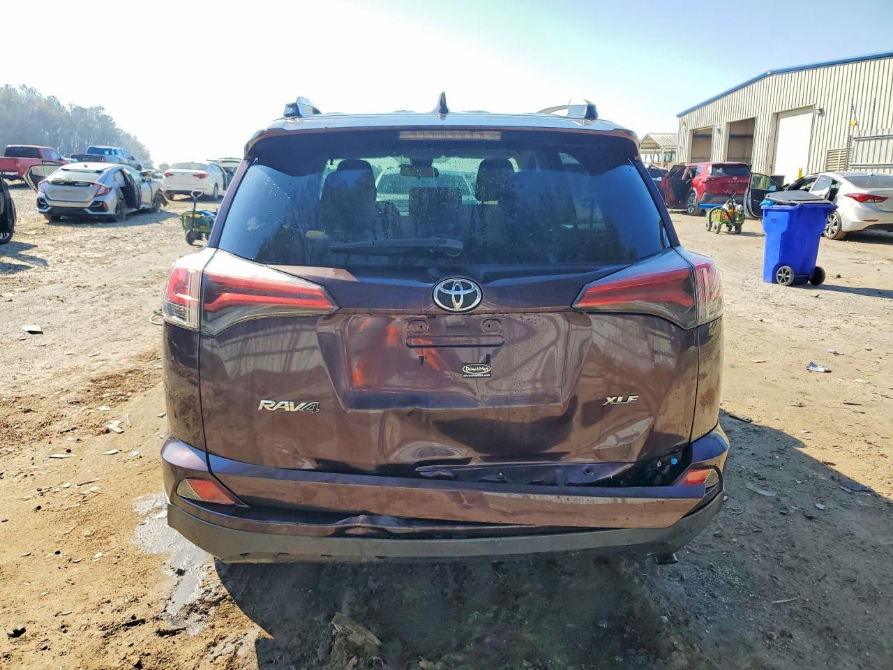 2017 Toyota Rav4 Xle - Image 6