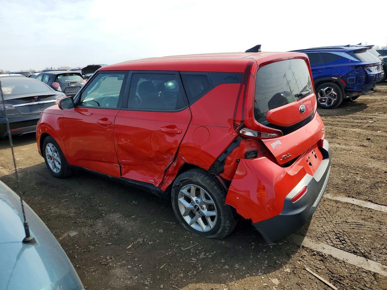 2020 Kia Soul S - Image 2
