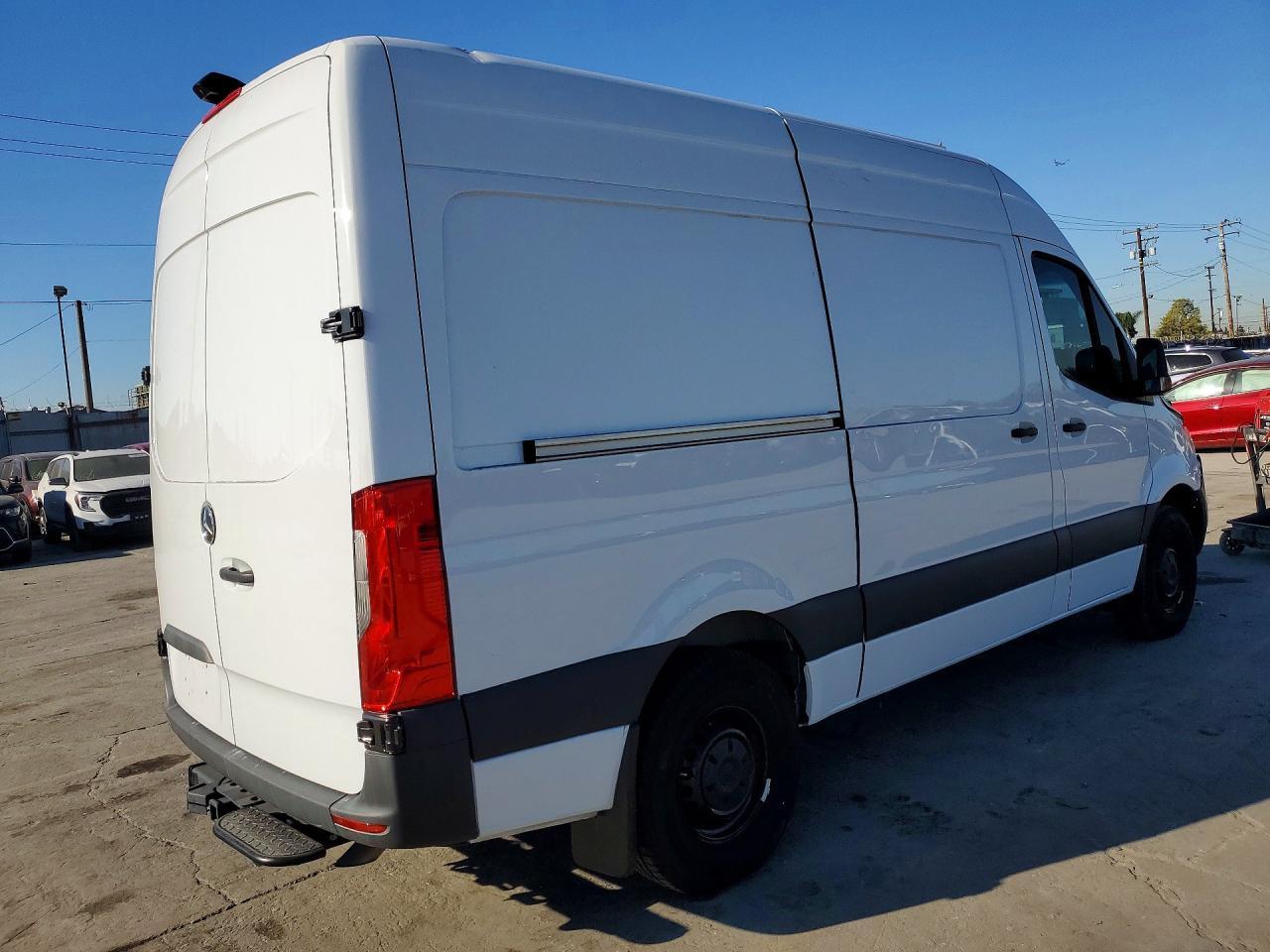 2023 Mercedes Benz Sprinter 1500 Delivery Van - Image 3