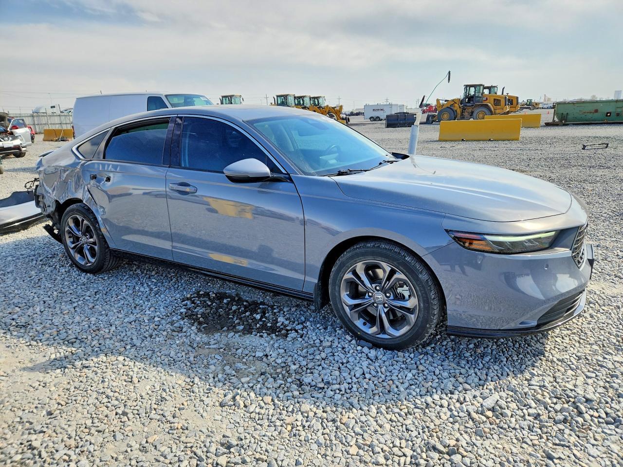 2023 Honda Accord Hybrid Exl - Image 4