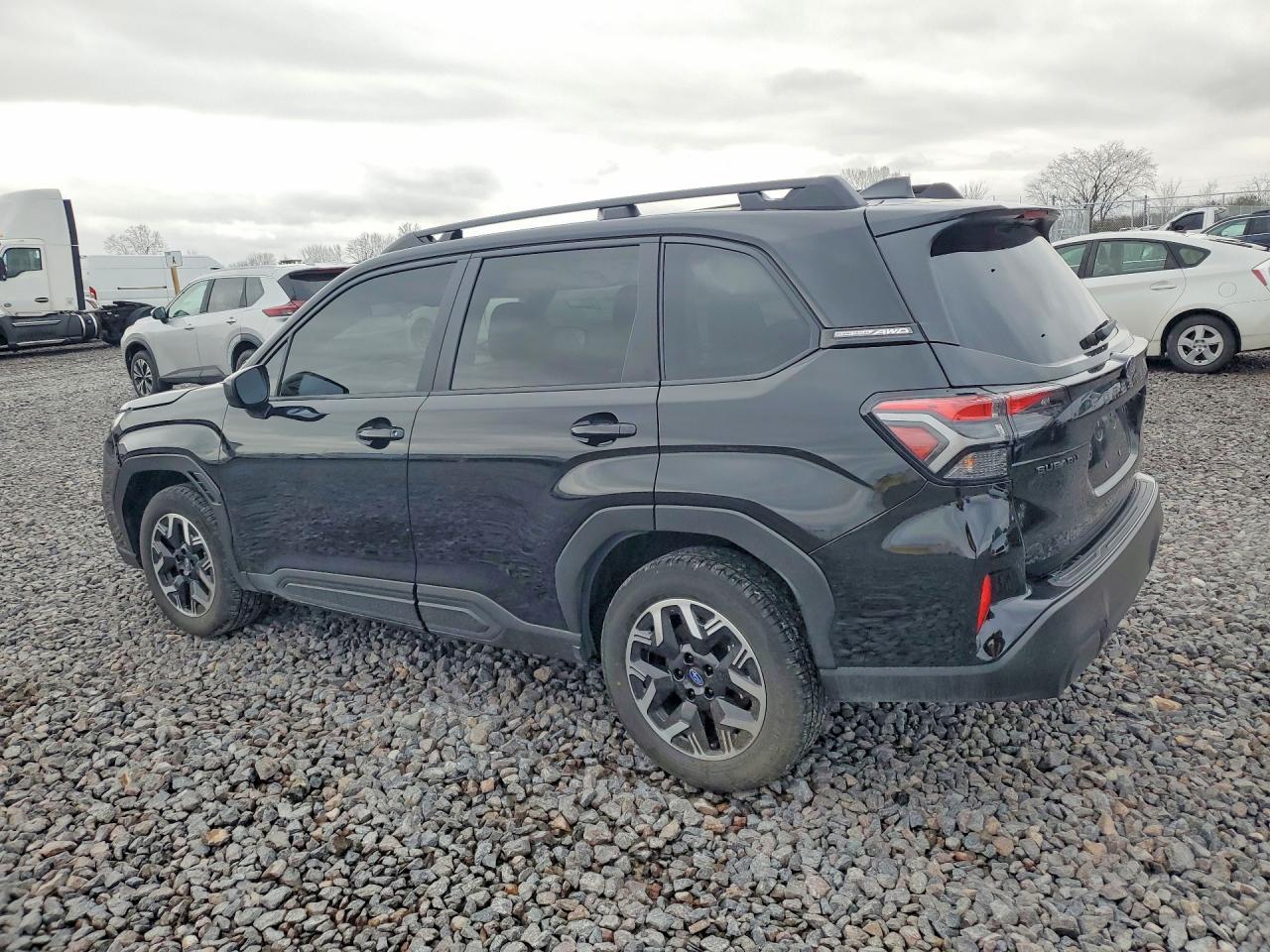 2025 Subaru Forester Premium - Image 2