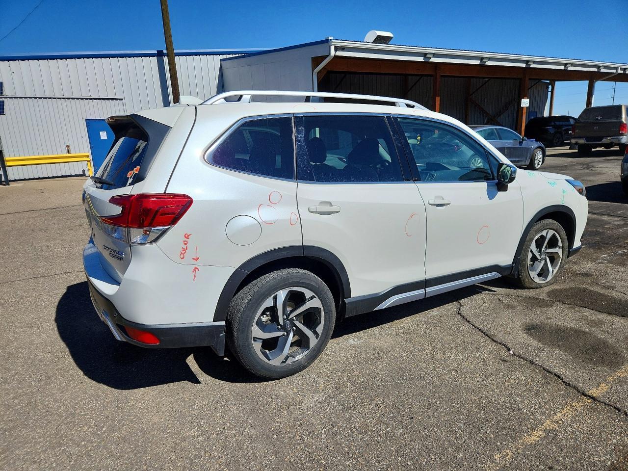 2023 Subaru Forester Touring - Image 3