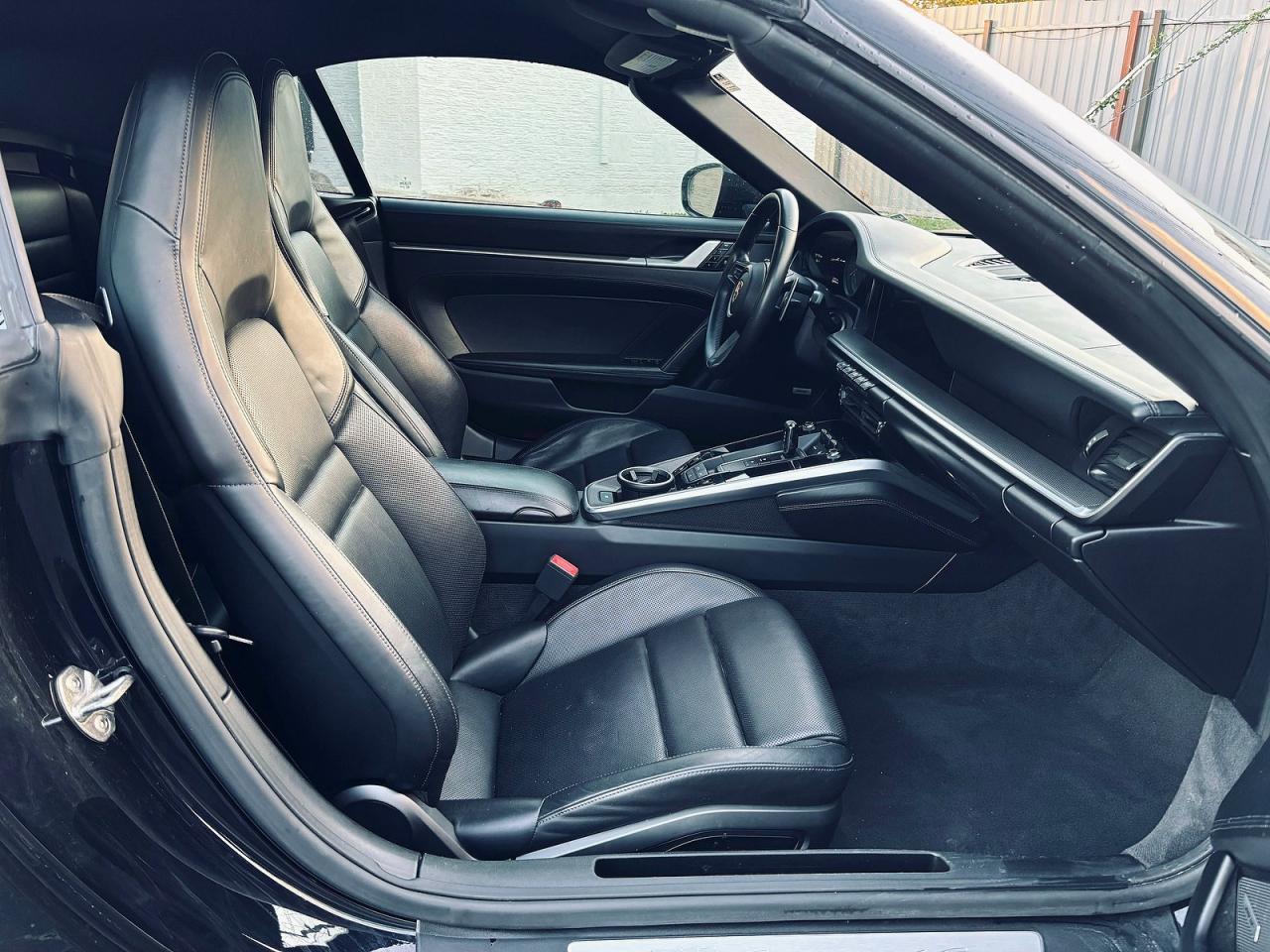 2020 Porsche 911 Carrera S - Image 5