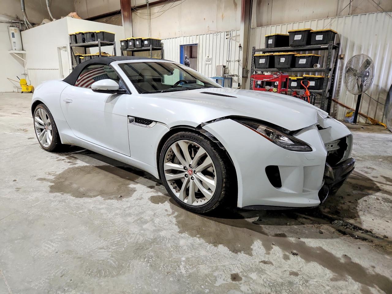 2016 Jaguar F-Type S - Фото 4