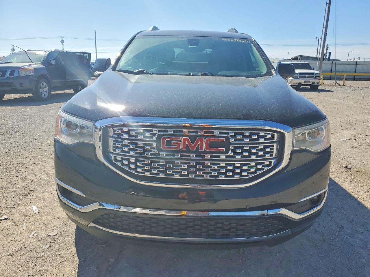 2019 GMC Acadia Denali - Image 5