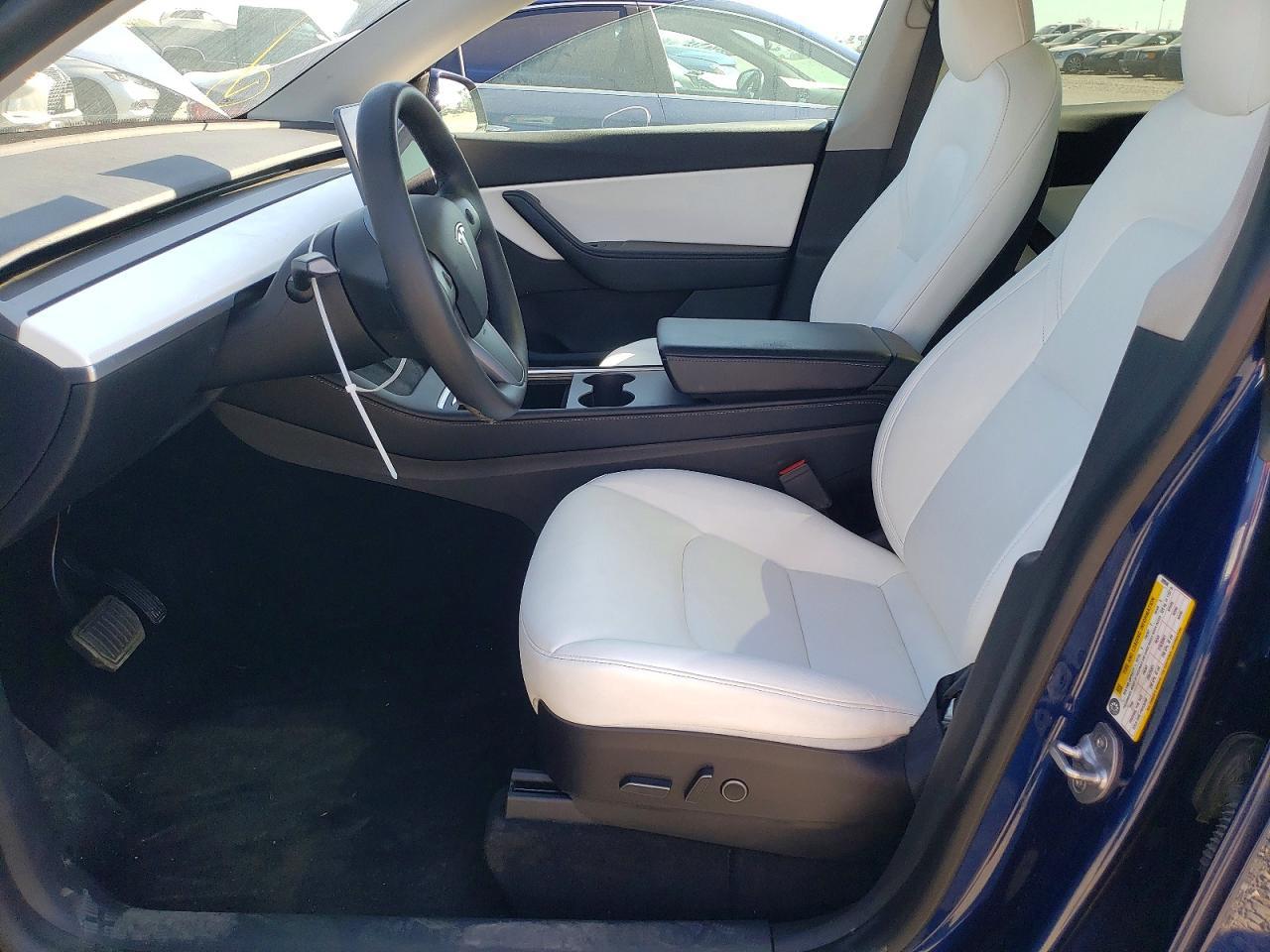 2022 Tesla Model Y - Фото 7