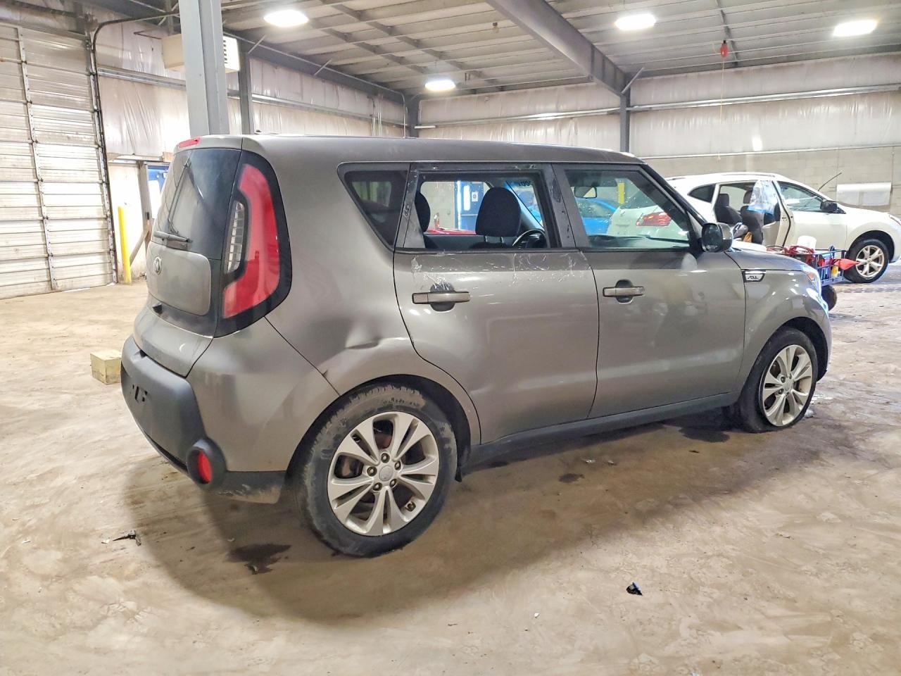 2015 Kia Soul + - Фото 3