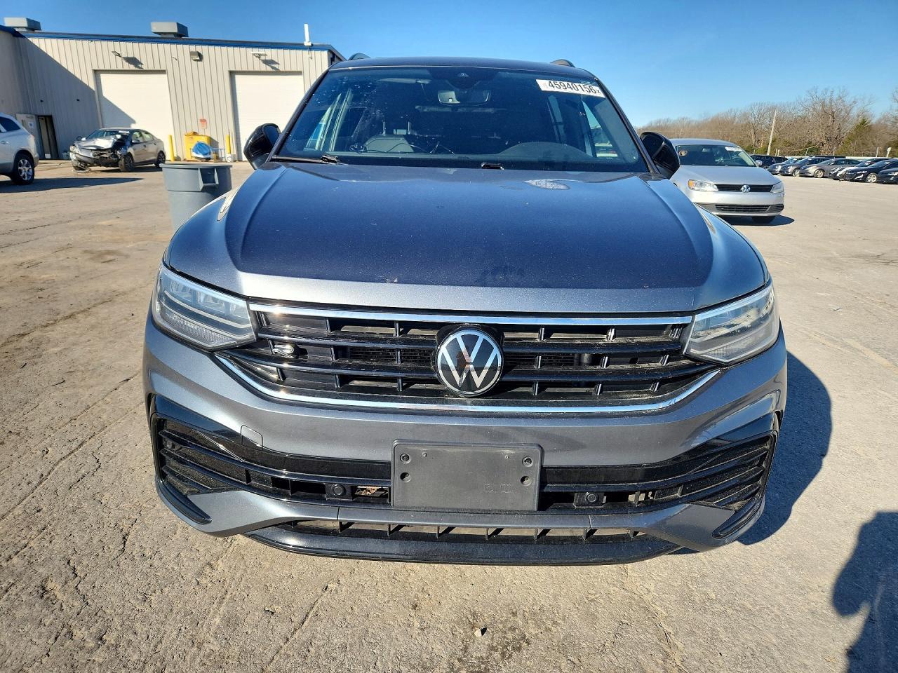 2022 Volkswagen Tiguan Se R-Line Black - Image 5
