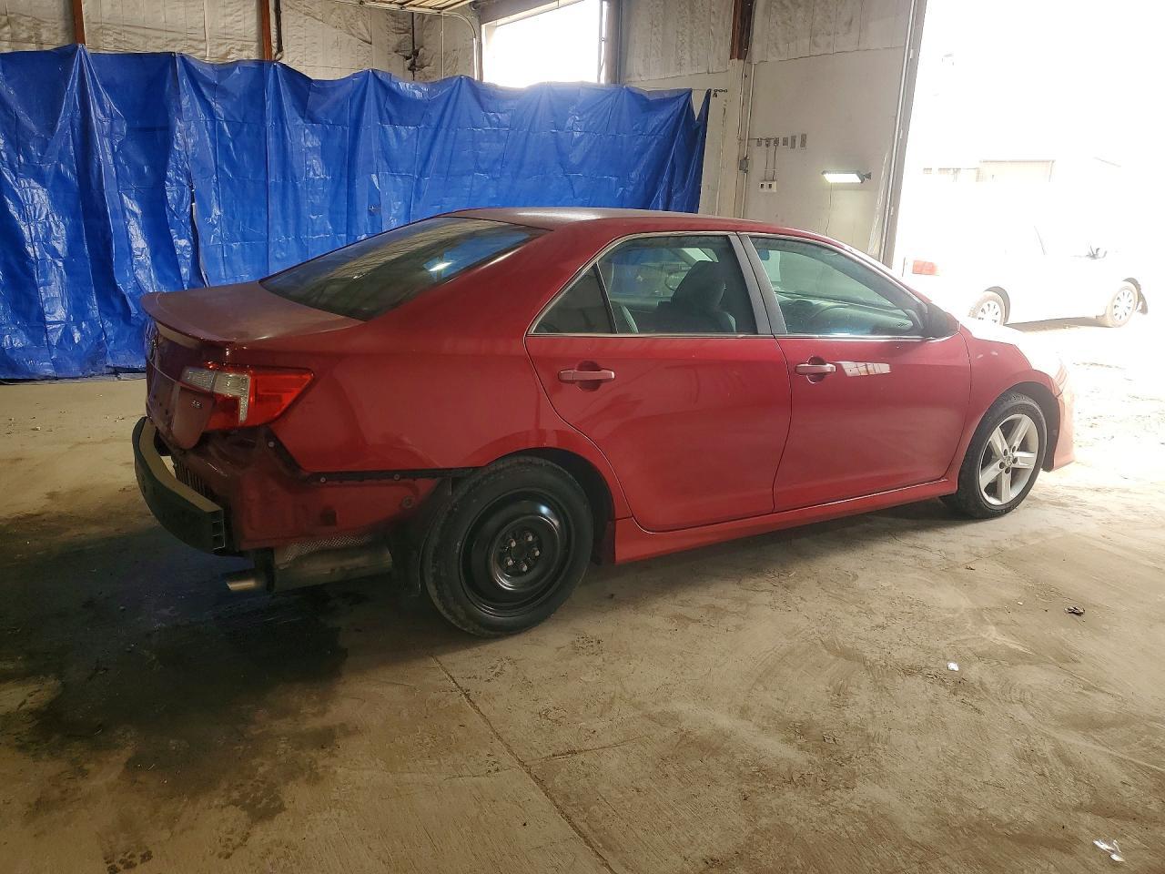 2013 Toyota Camry Se - Image 3