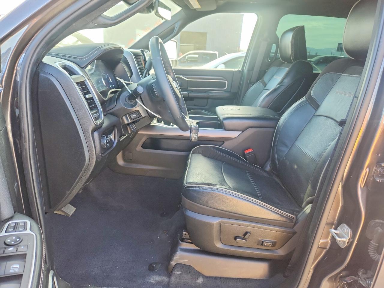 2024 Ram 3500 Laramie - Фото 7