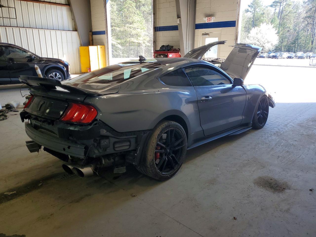 2022 Ford Mustang Shelby Gt500 - Фото 3