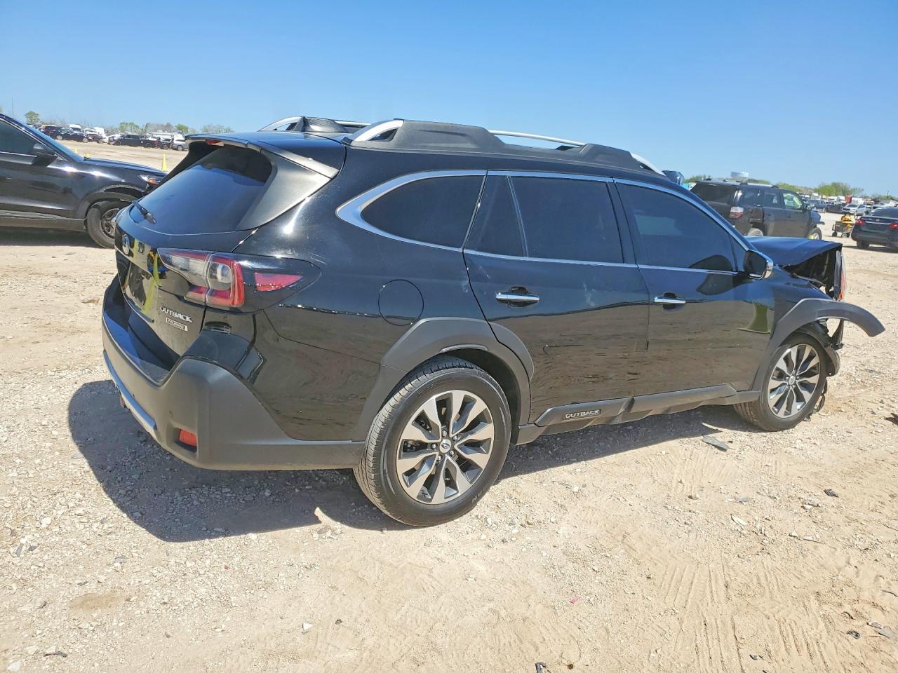 2023 Subaru Outback Touring - Фото 3