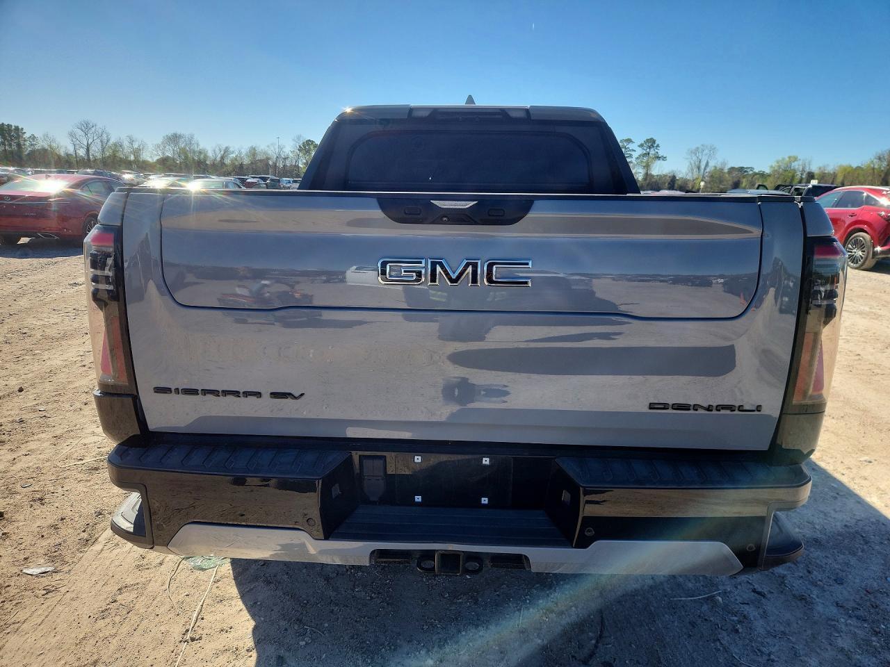 2025 GMC Sierra Denali - Фото 6