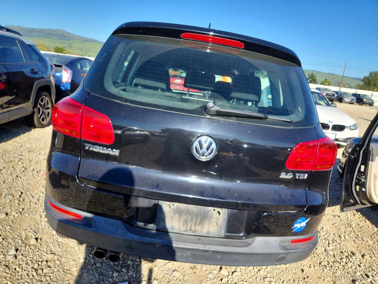 2013 Volkswagen Tiguan S - Image 6