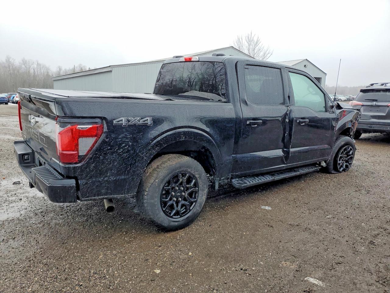 2024 Ford F150 Xlt - Фото 3