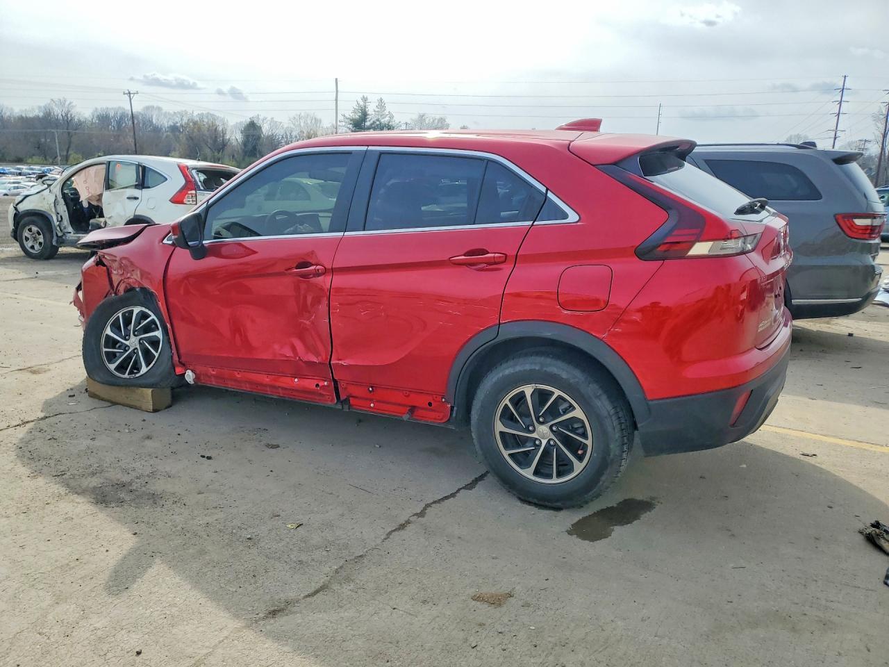 2024 Mitsubishi Eclipse Cross Es - Image 2