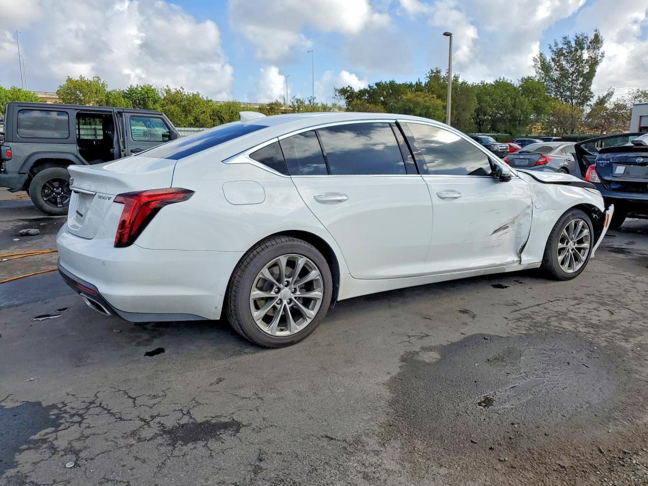 2021 Cadillac Ct5 Premium Luxury - Image 3