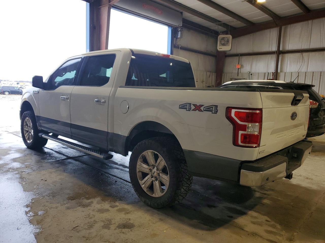 2018 Ford F150 Supercrew - Фото 2