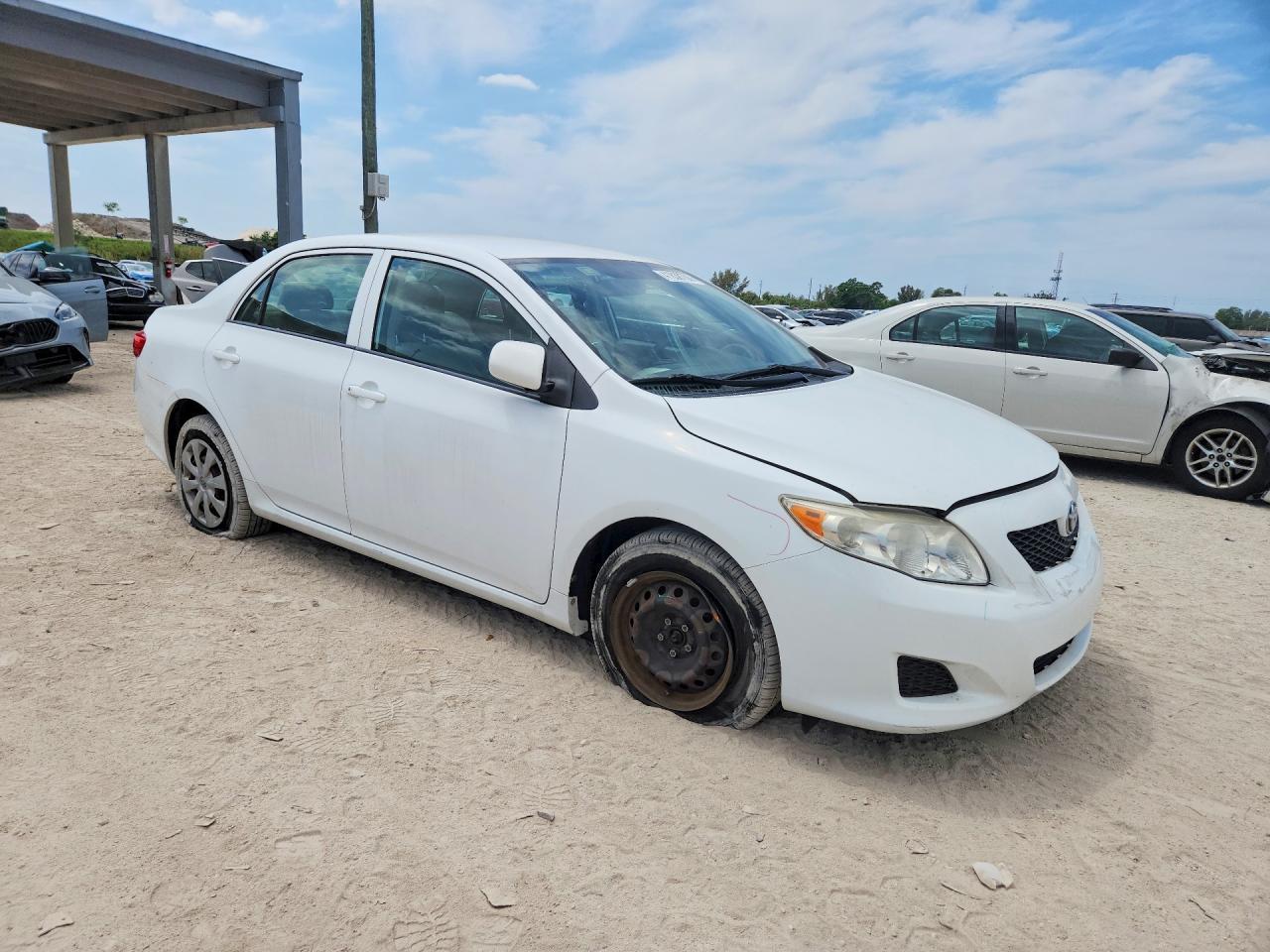 2009 Toyota Corolla Le - Фото 4
