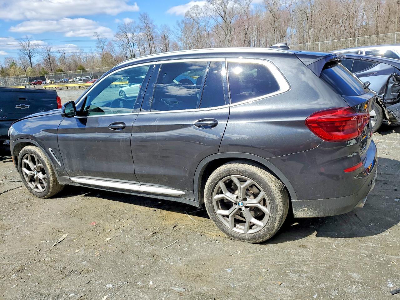 2021 BMW X3 xDrive30I - Фото 2