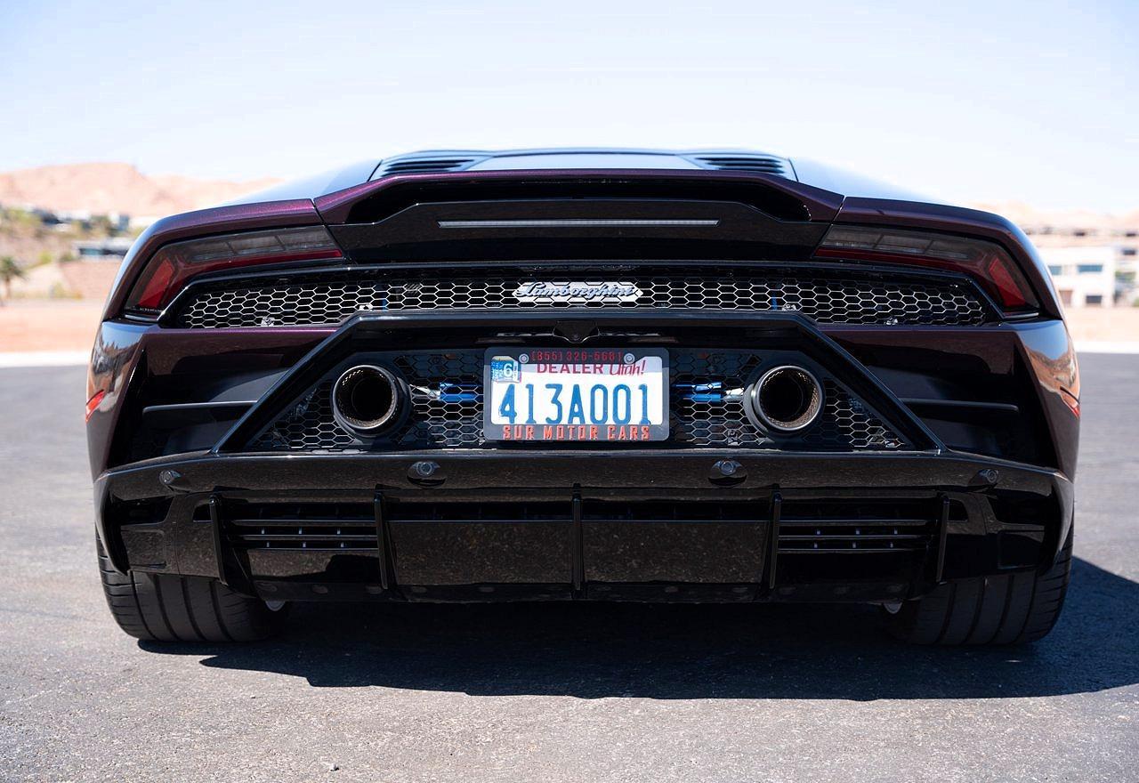 2020 Lamborghini Huracan Evo - Image 6