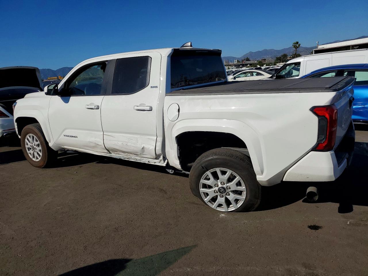 2025 Toyota Tacoma Sr5 - Фото 2