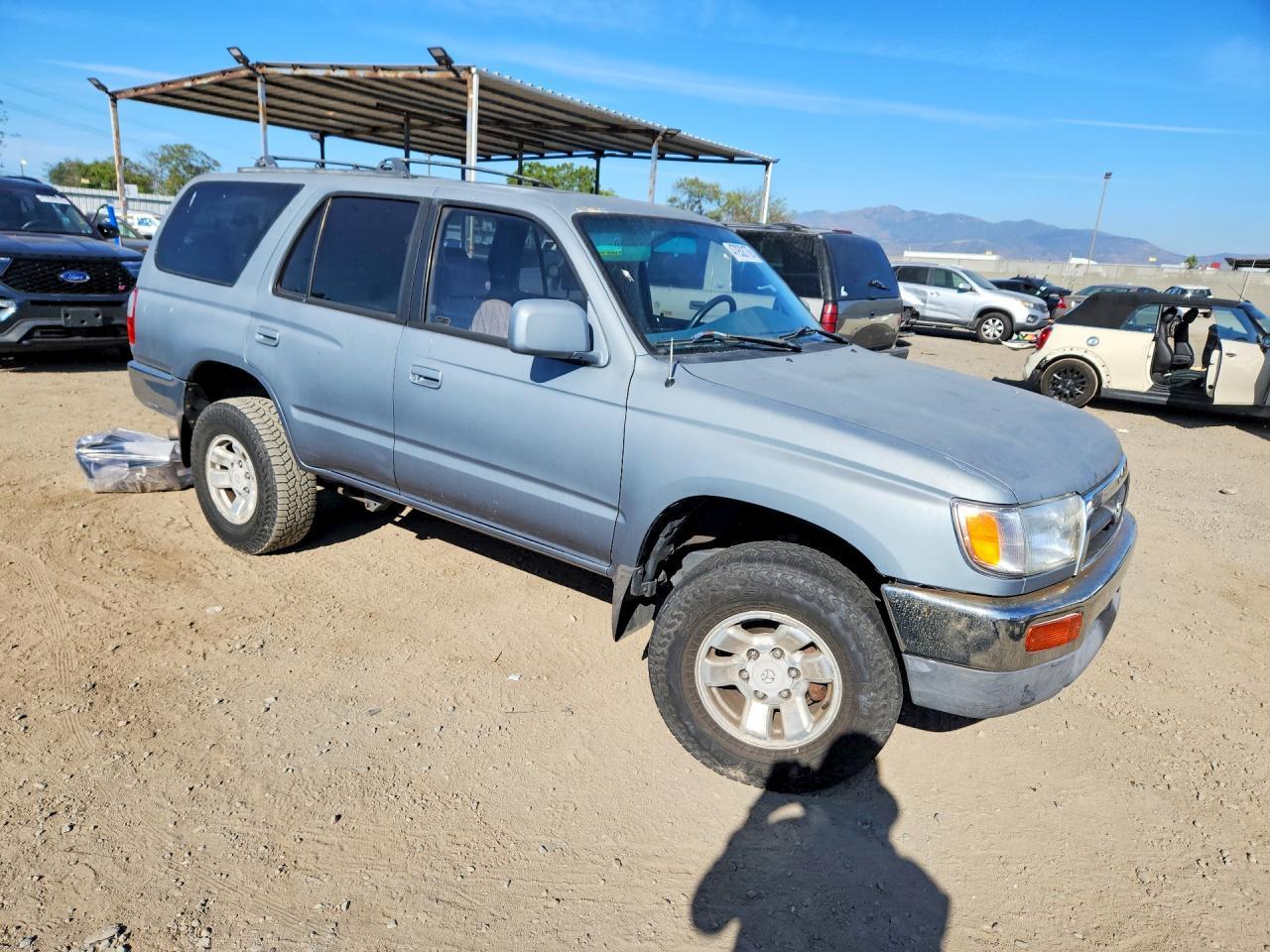 1998 Toyota 4Runner Sr5 - Image 4