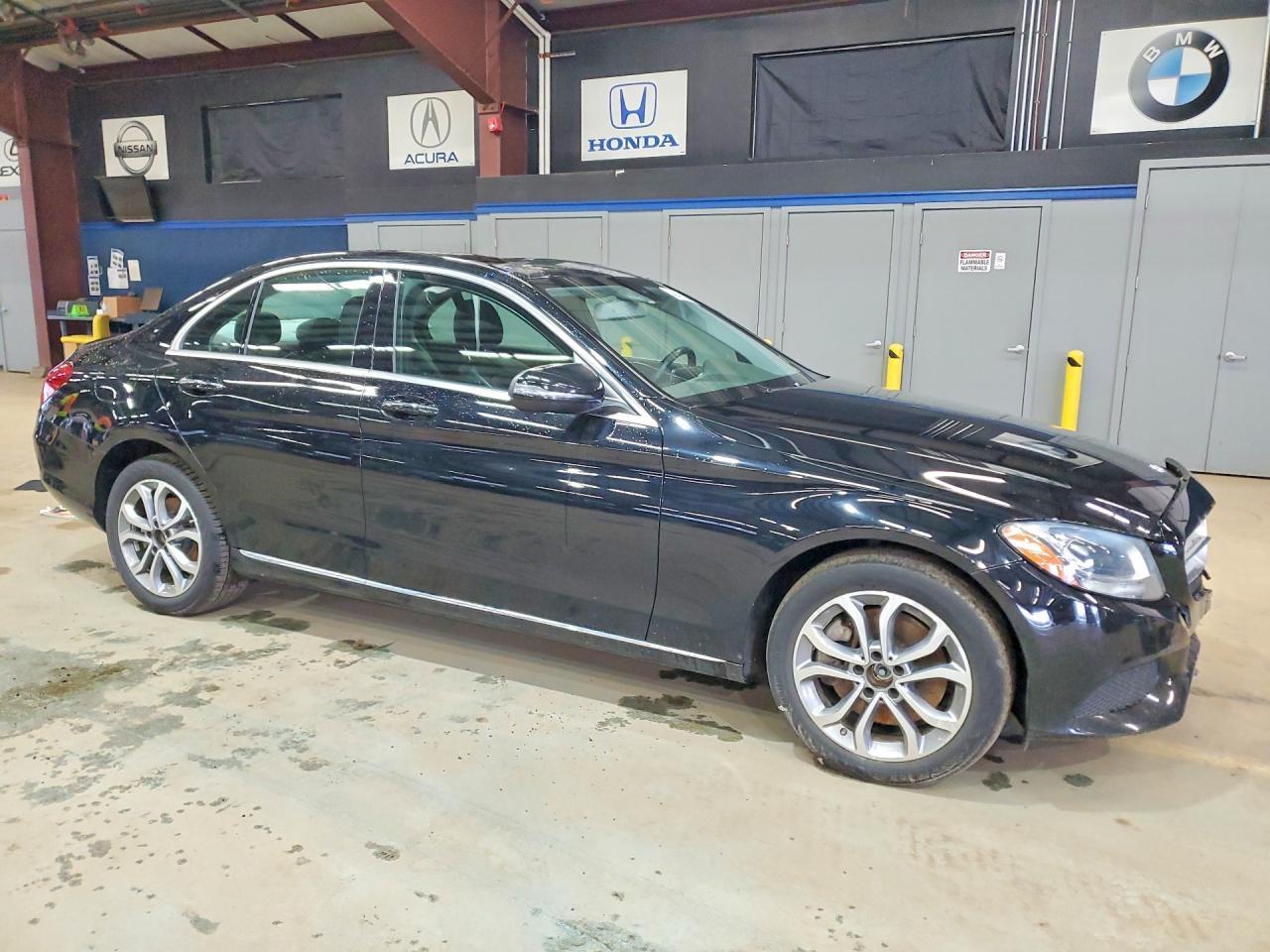 2017 Mercedes-Benz C 300 4Matic - Image 4