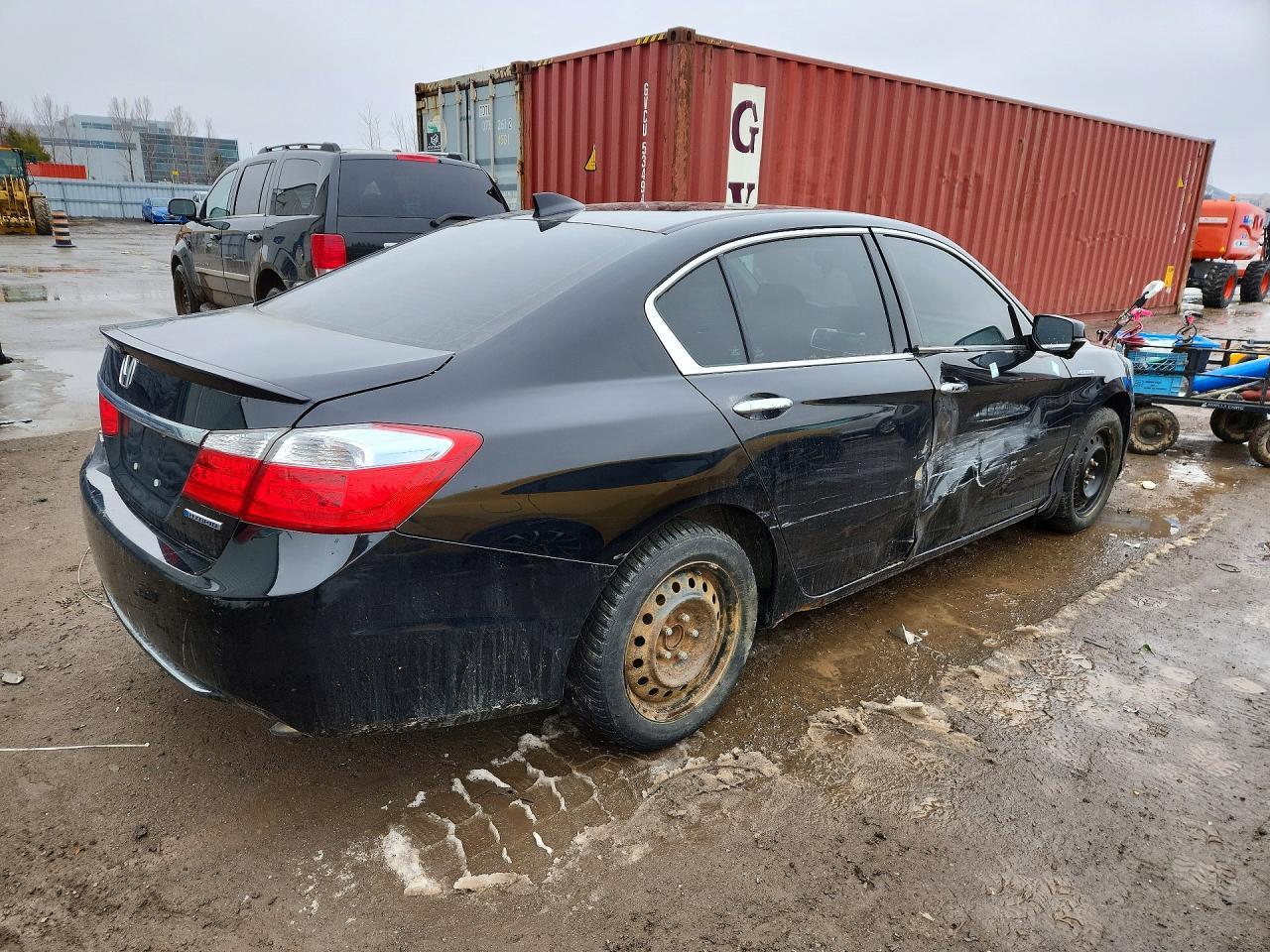 2015 Honda Accord Hybrid 4D - Image 3