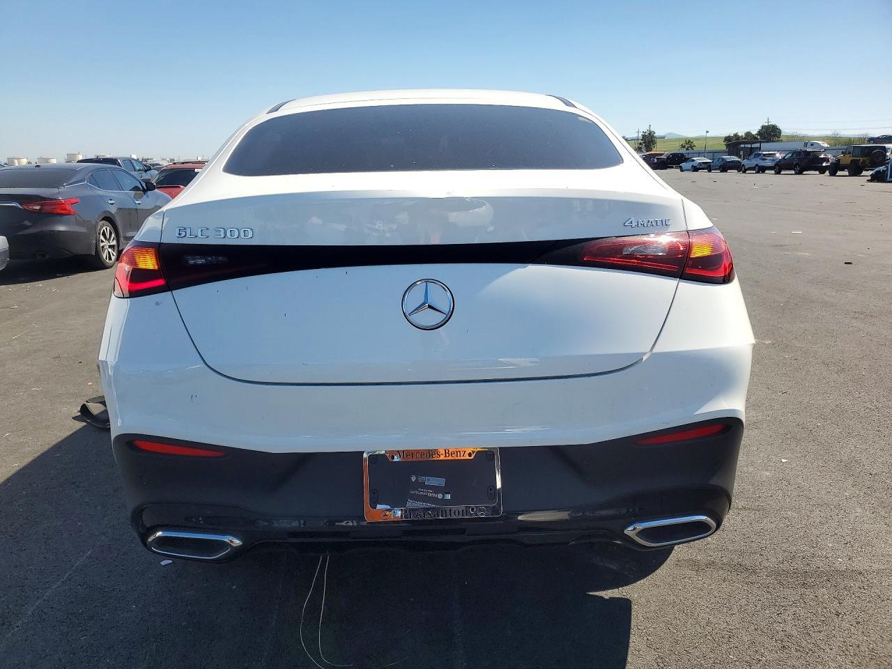 2024 Mercedes-Benz Glc Coupe 300 4Matic - Image 6