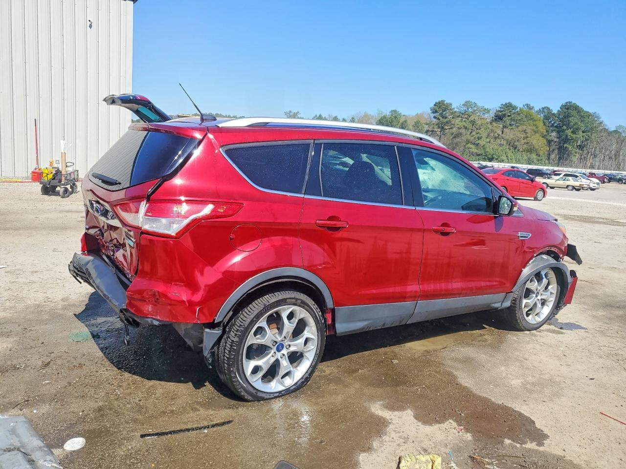 2016 Ford Escape Titanium - Image 3