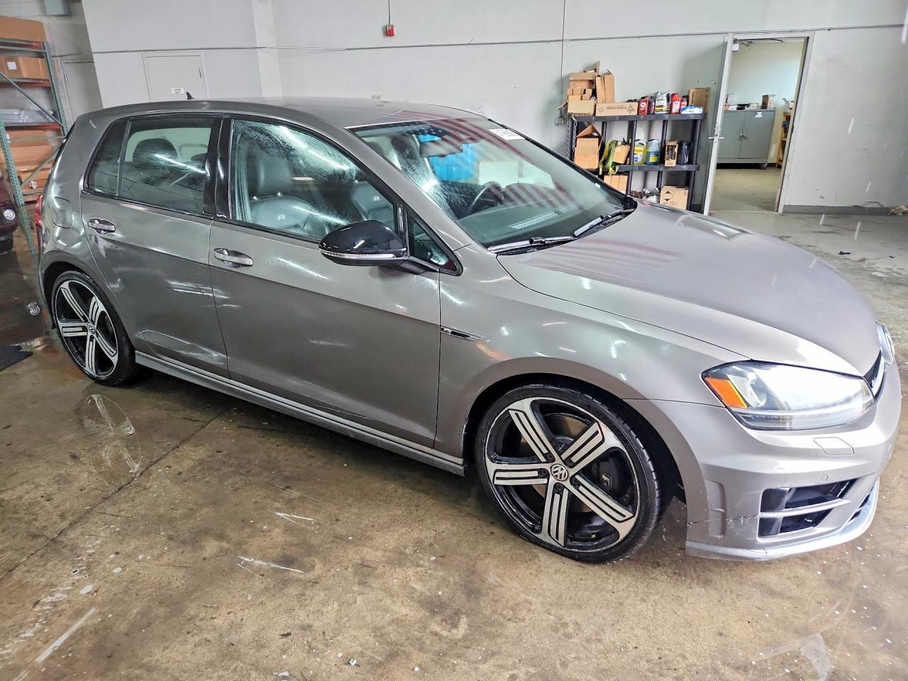 2016 Volkswagen Golf R - Фото 4