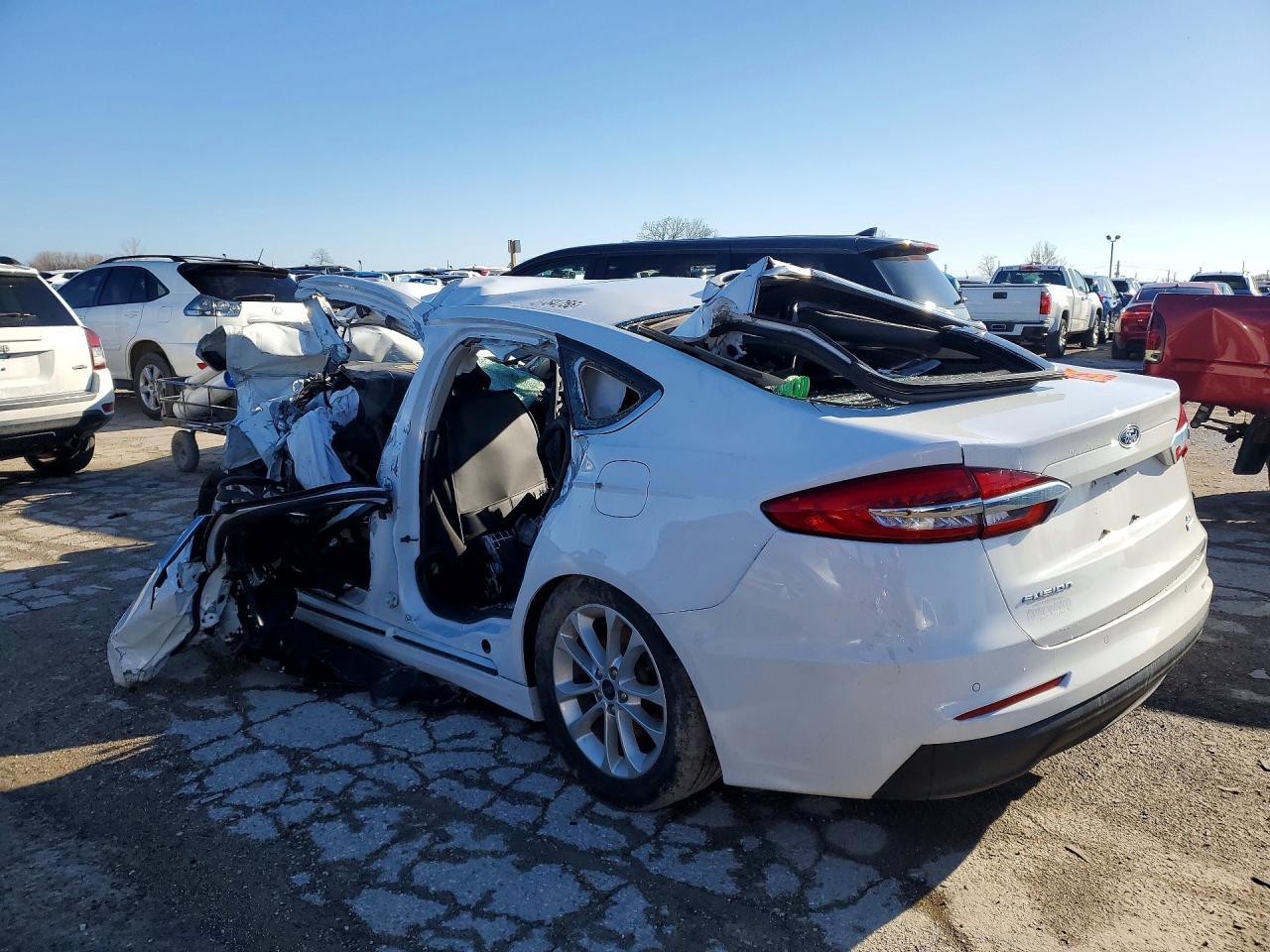 2019 Ford Fusion Se - Фото 2