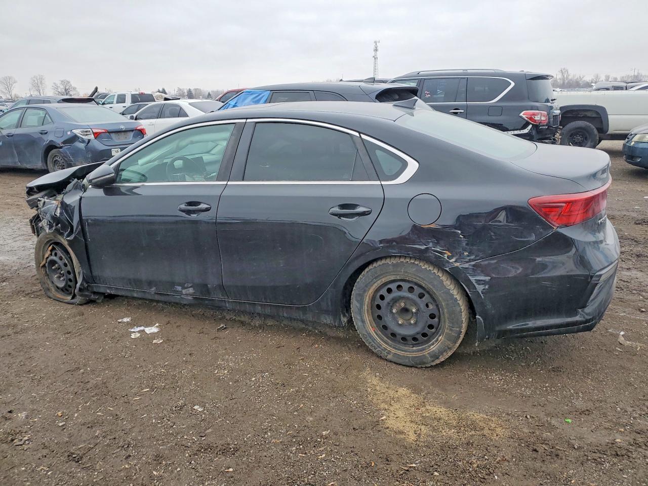 2019 Kia Forte Ex Premium 4Dr - Фото 2