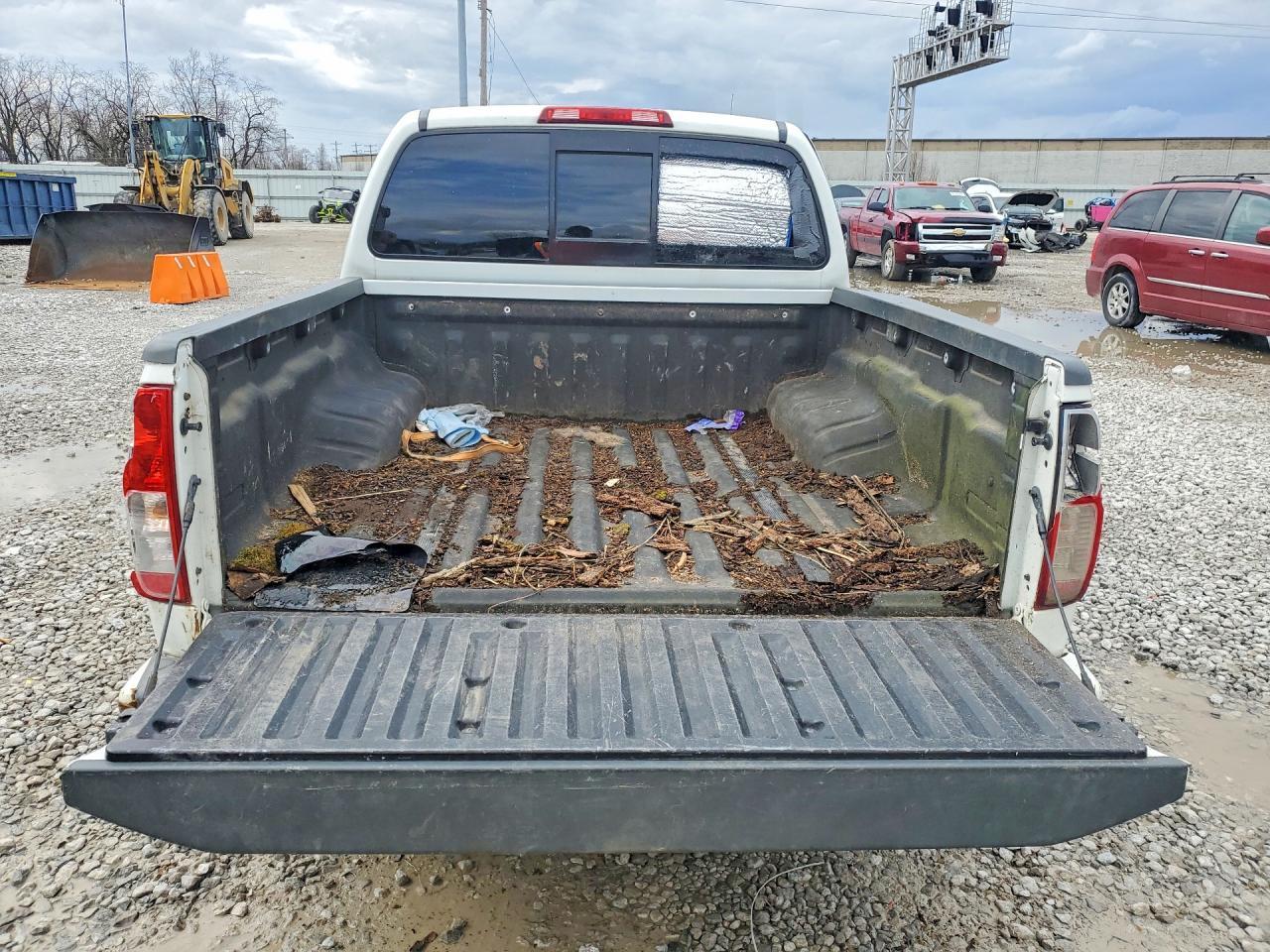2015 Nissan Frontier Pro-4X - Image 6