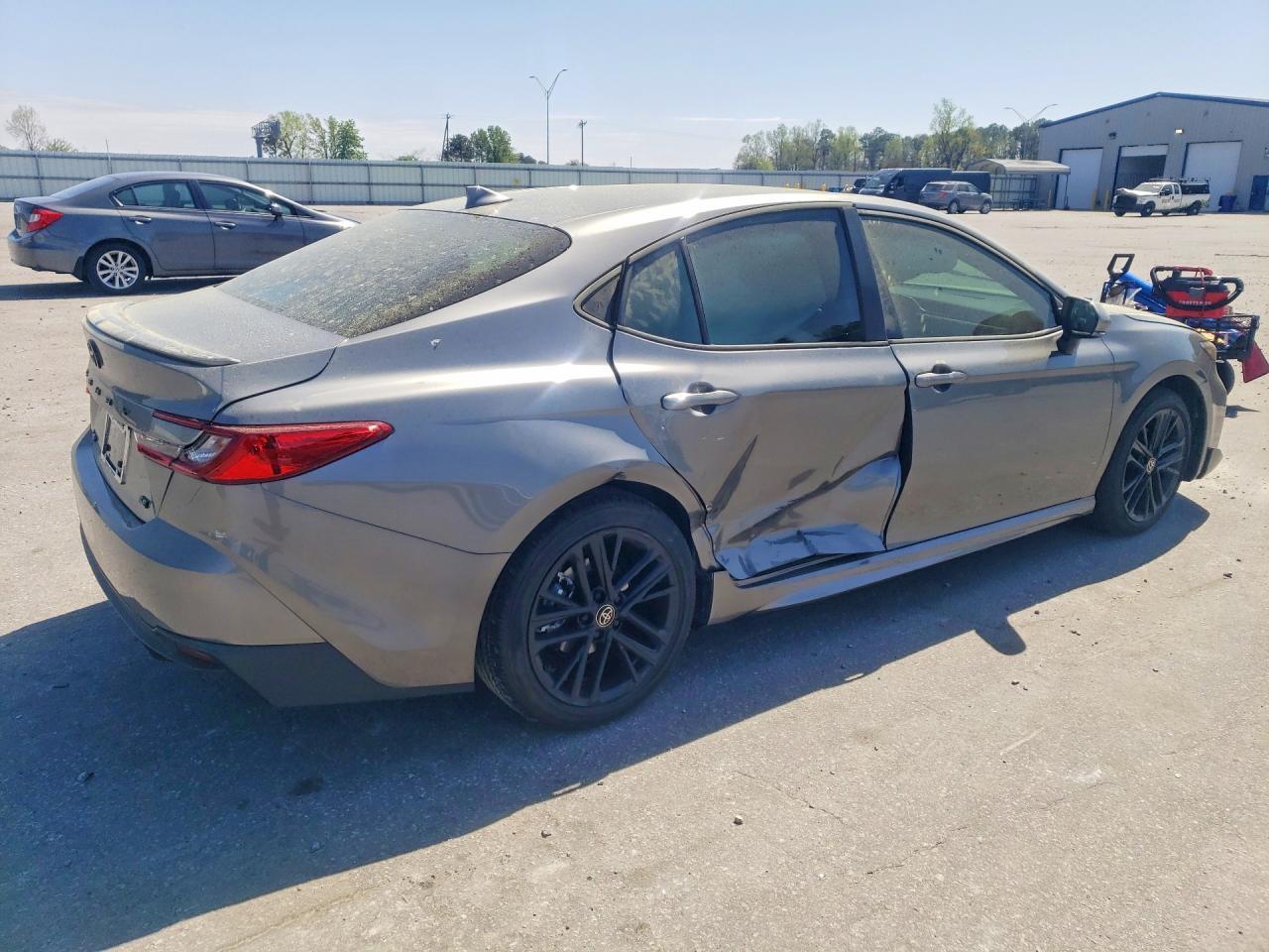 2026 Toyota Camry Se - Image 3