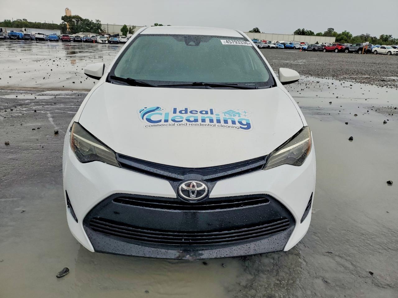 2017 Toyota Corolla Le - Image 5