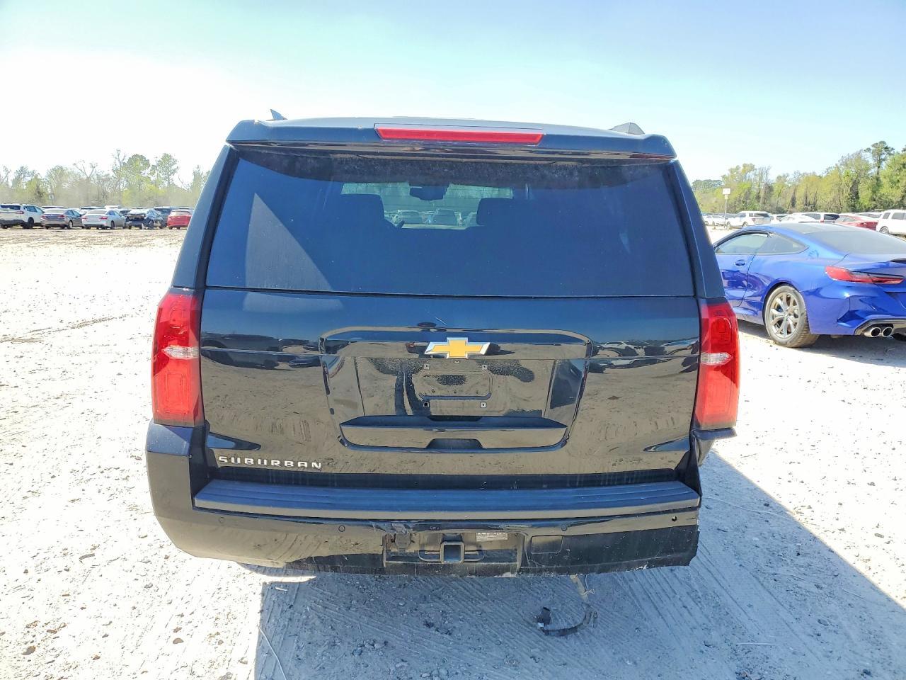 2018 Chevrolet Suburban K1500 Lt - Фото 6