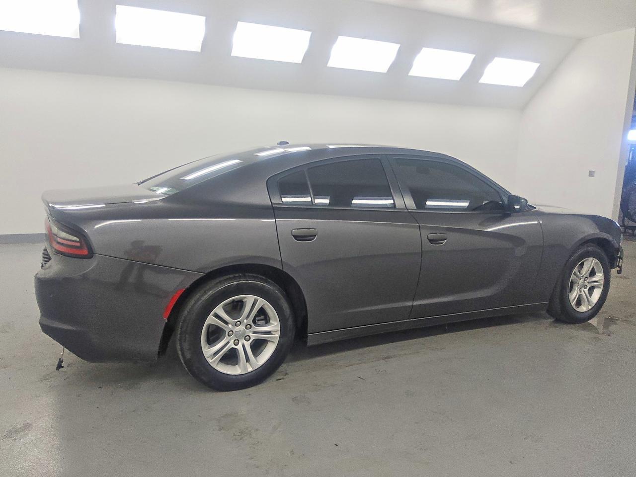 2021 Dodge Charger Sxt ** R & D * Repo ** - Фото 3