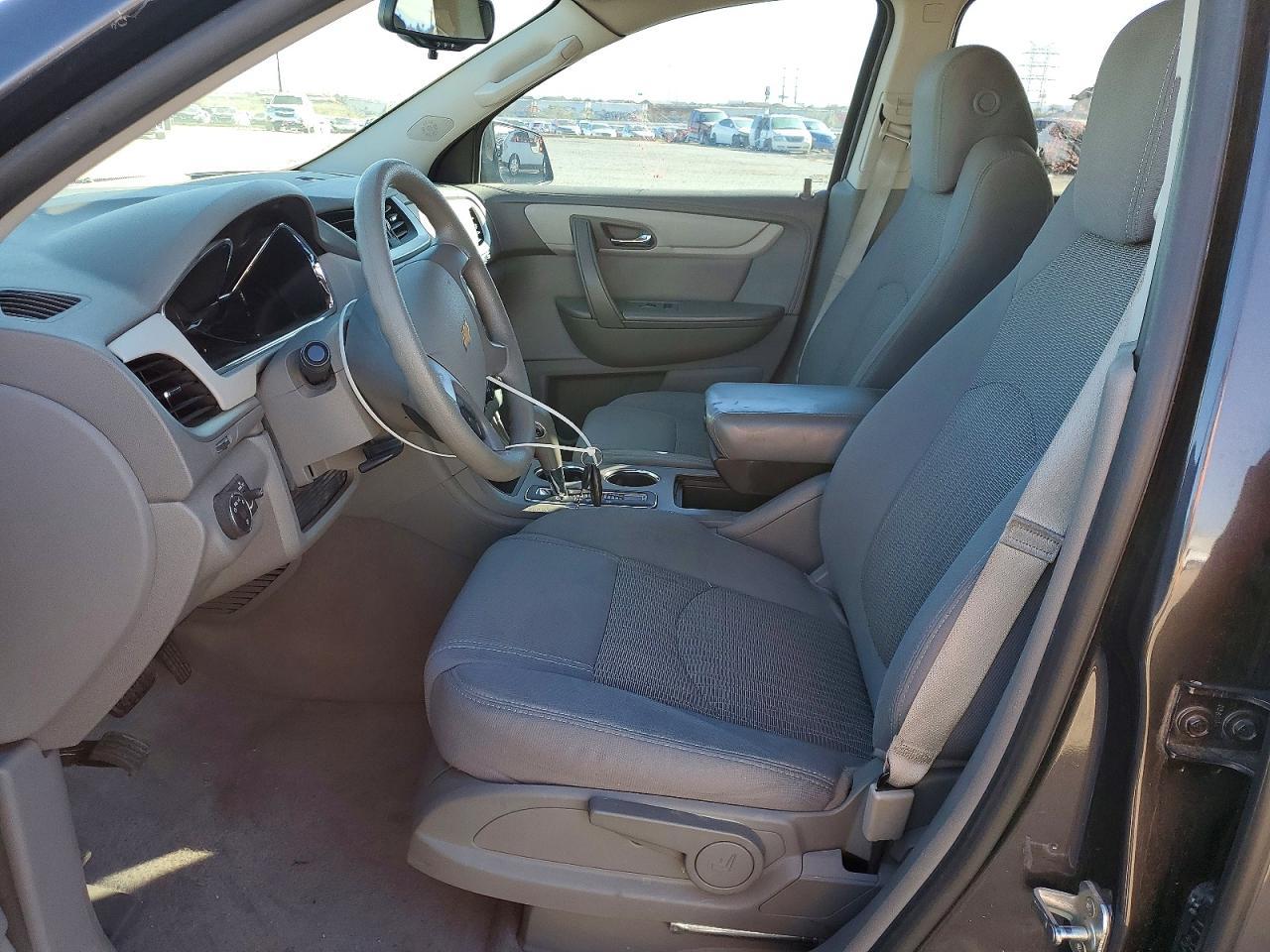 2014 Chevrolet Traverse Ls - Image 7